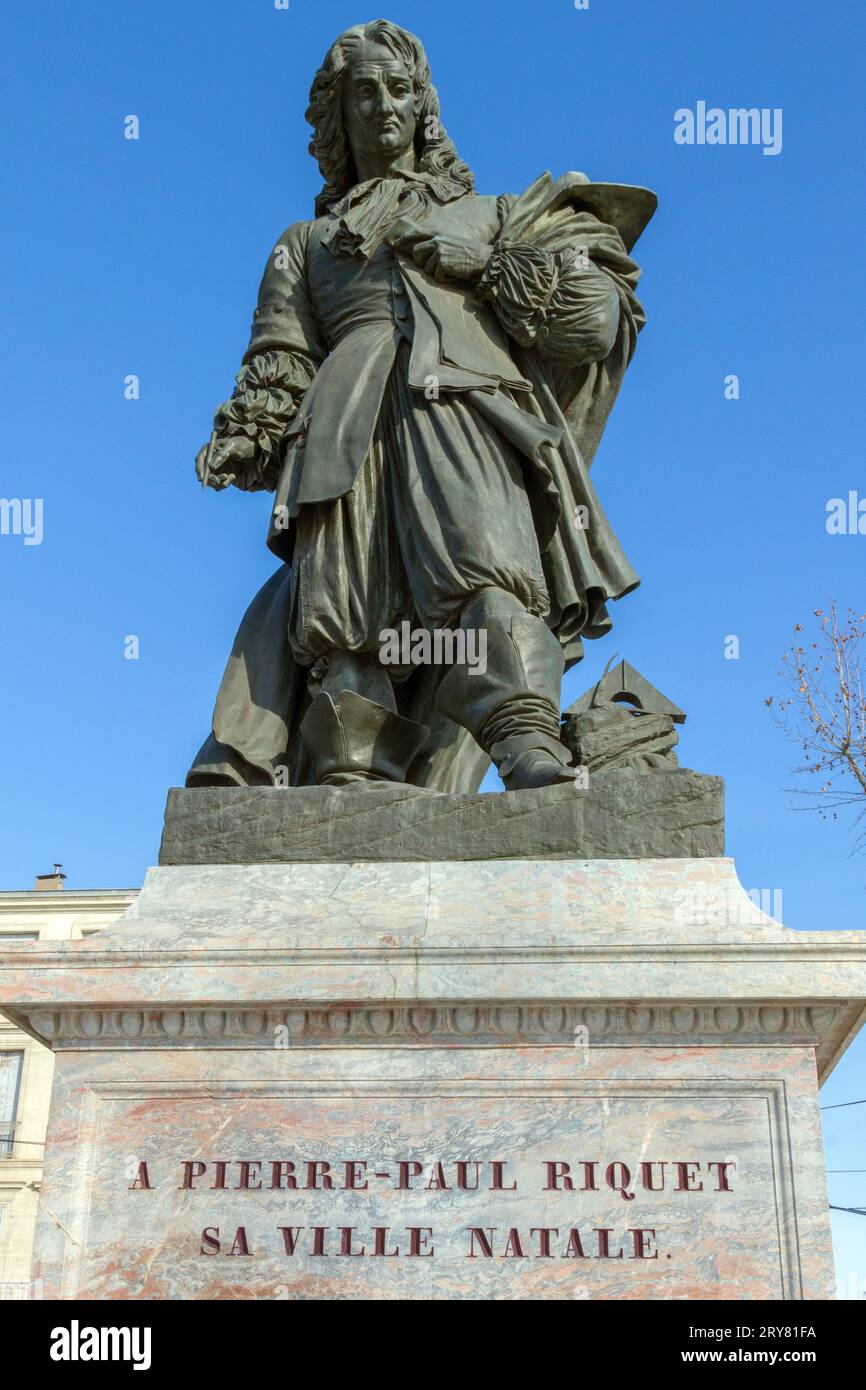 Statua di Pierre Paul Riquet, fondatore del Canal du Midi. Beziers, Occitanie, Francia Foto Stock