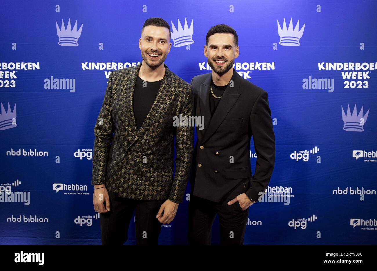 AMSTERDAM - Rutger Vink e Thomas van Grinsven sul Red carpet prima del ballo del libro per bambini. Durante l'evento, la matita d'oro e la matita d'oro furono premiate, tra le altre cose. ANP RAMON VAN FLYMEN paesi bassi Out - belgio Out Foto Stock