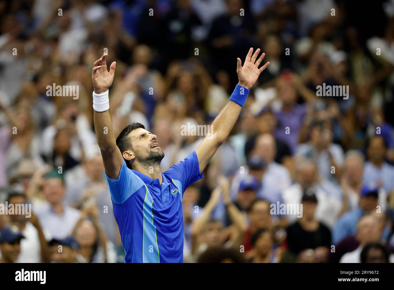 Tennisspieler Novak Djokovic (SRB) feiert seinen Rekordsieg bei den US Open 2023, USTA Billie Jean King National Tennis Center, Flushing Meadows Foto Stock