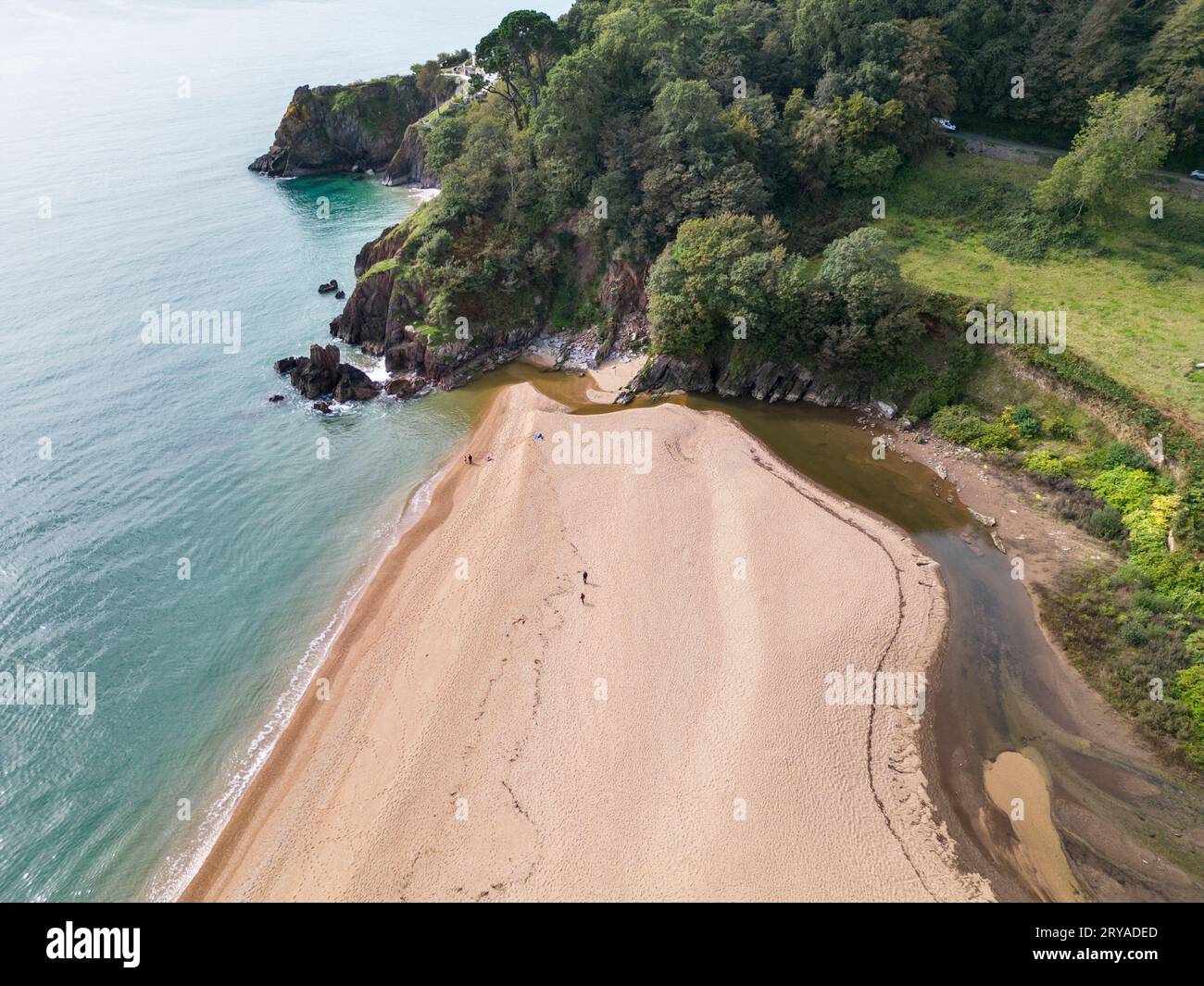 vista aerea della bella spiaggia di blackpool sands sulla costa meridionale del devon Foto Stock