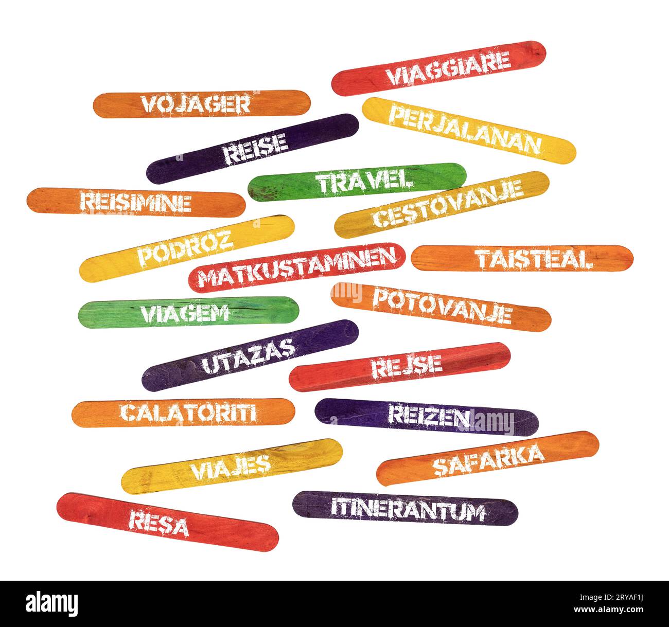 Il concetto della parola viaggi in varie lingue scritte colorate su assicelle di legno Foto Stock