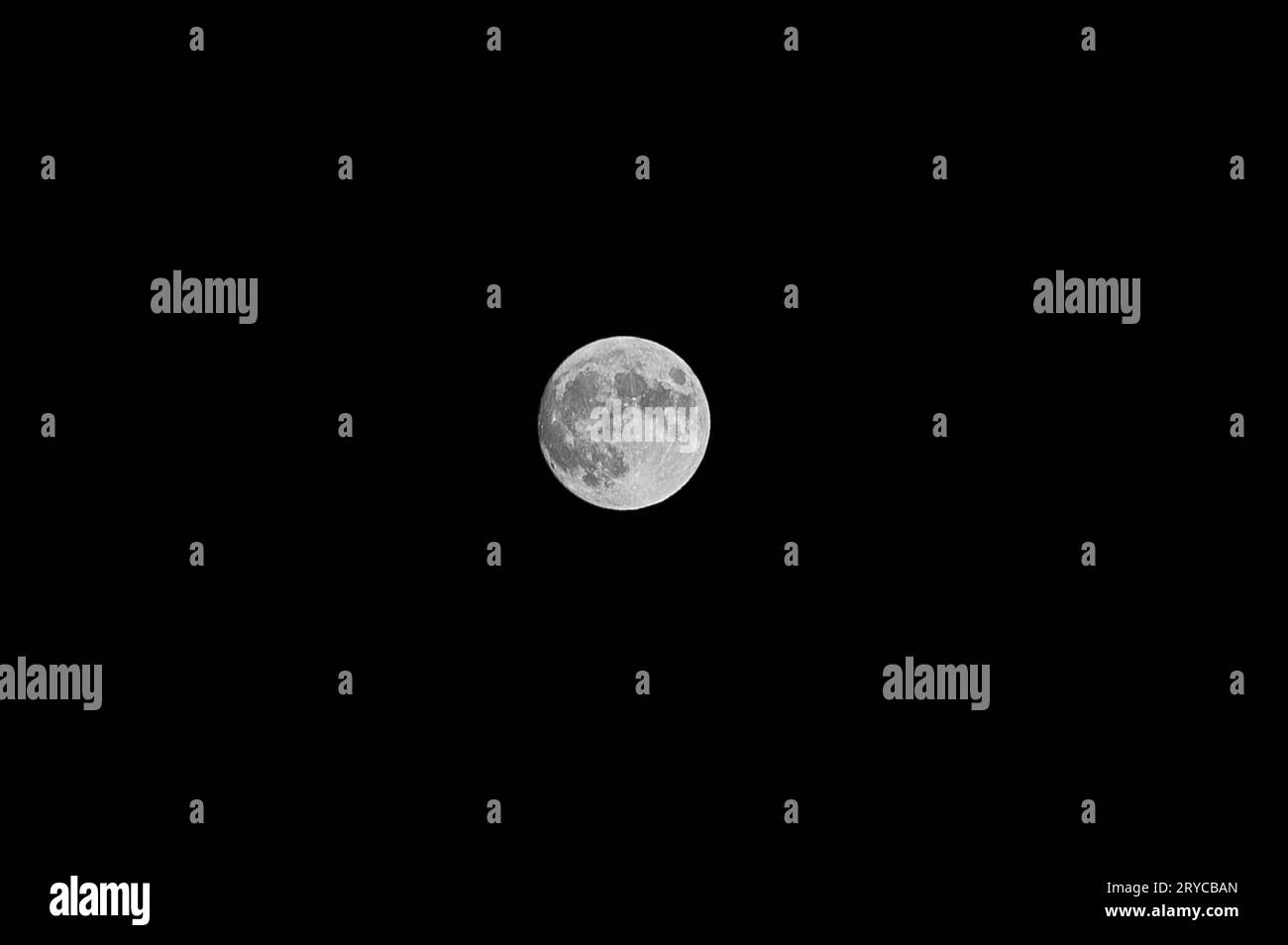La Luna, una vista meravigliosa del pianeta satellite Terra. Foto Stock