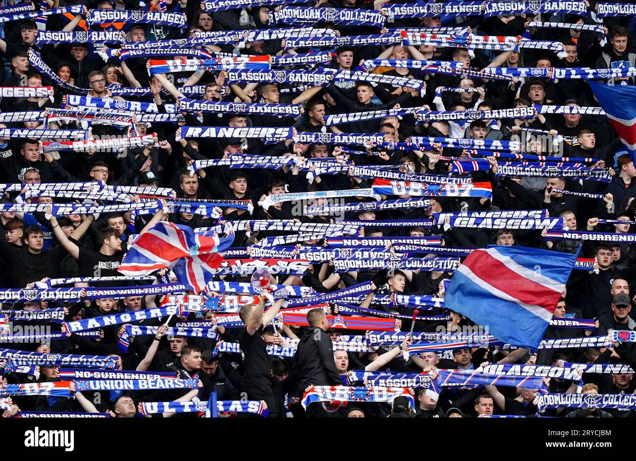 Tifosi dei Rangers durante la partita di Premiership Cinch all'Ibrox Stadium, Glasgow. Data immagine: Sabato 30 settembre 2023. Foto Stock