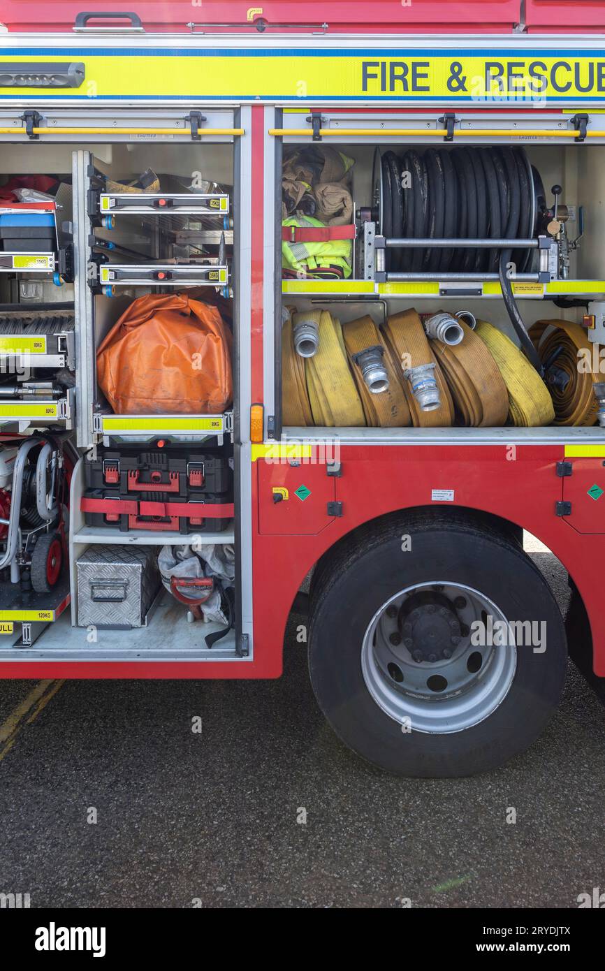 Lytham st annes Lancashire regno unito 9 settembre 2023 attrezzatura di salvataggio all'interno imballata all'interno di un camion dei pompieri Foto Stock