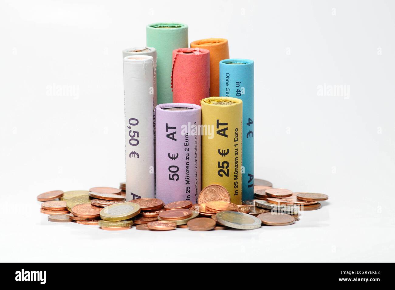 Pile di denaro, pile di monete, euro, contanti Foto Stock