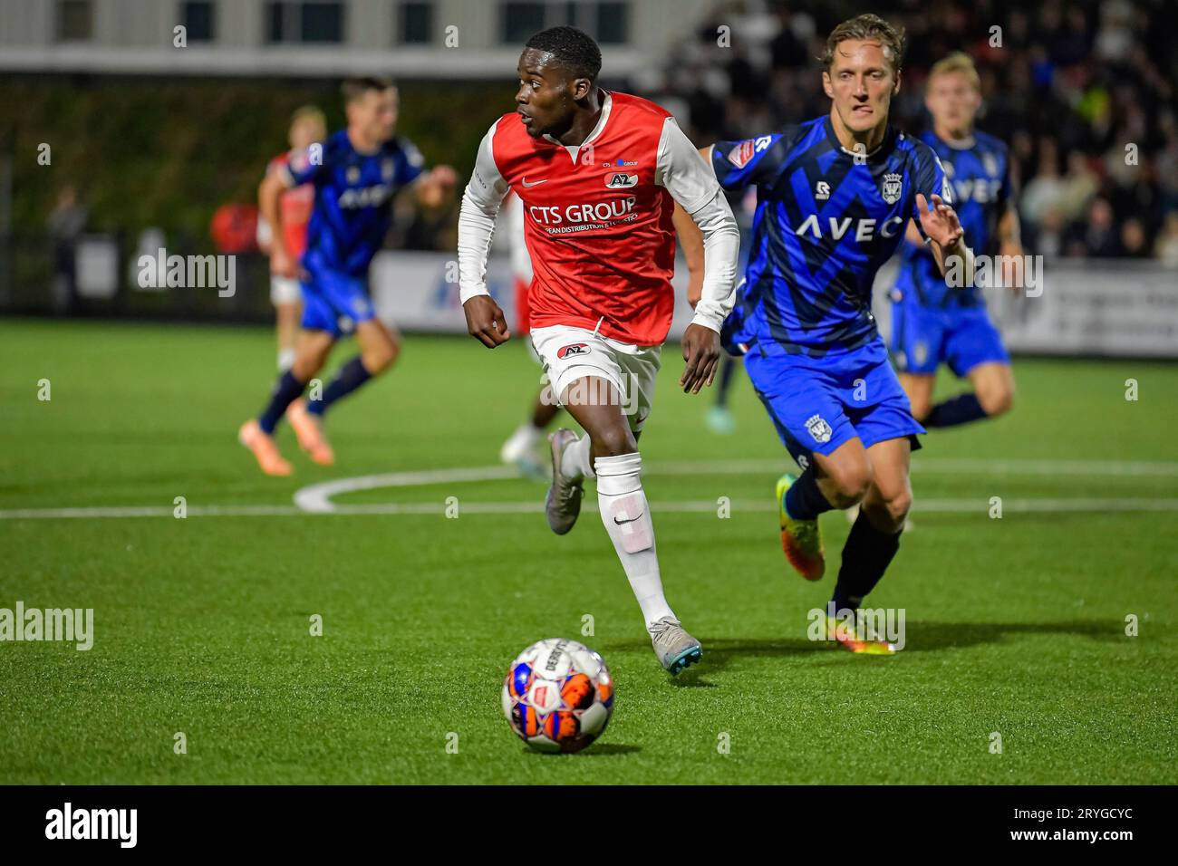 Wijdewormer, Paesi Bassi. 29 settembre 2023. WIJDEWORMER, PAESI BASSI - SETTEMBRE 29: Ricuenio Kewal di Jong AZ, Erik Schouten di Willem II durante il Keuken Kampioen Divisie match tra Jong AZ e Willem II all'AFAS Trainingscomplex il 29 settembre 2023 a Wijdewormer, Paesi Bassi. (Foto di Jan Mulder/Orange Pictures) credito: dpa/Alamy Live News Foto Stock