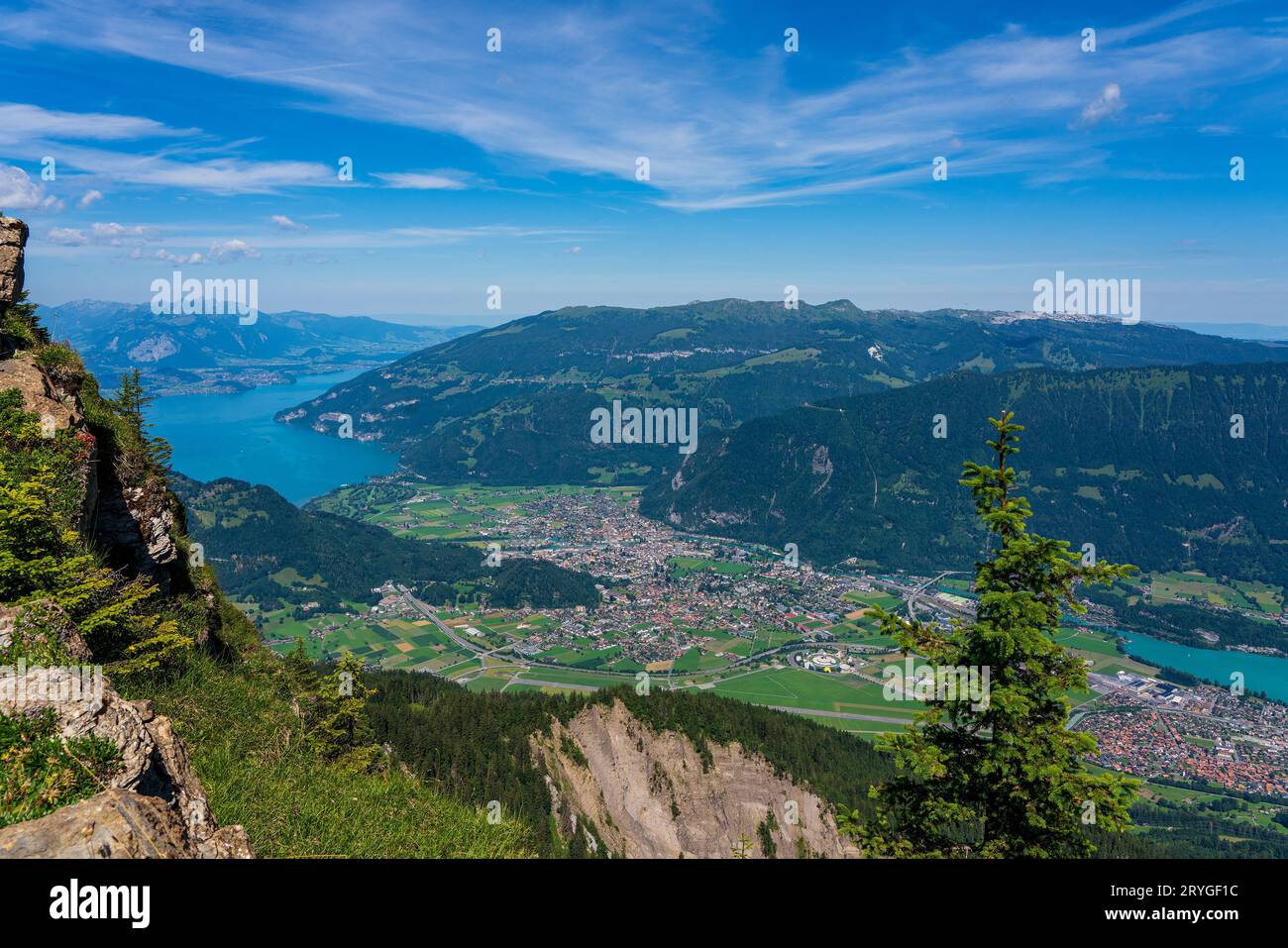 Vista panoramica sul Lago di Thun in Svizzera. Foto Stock