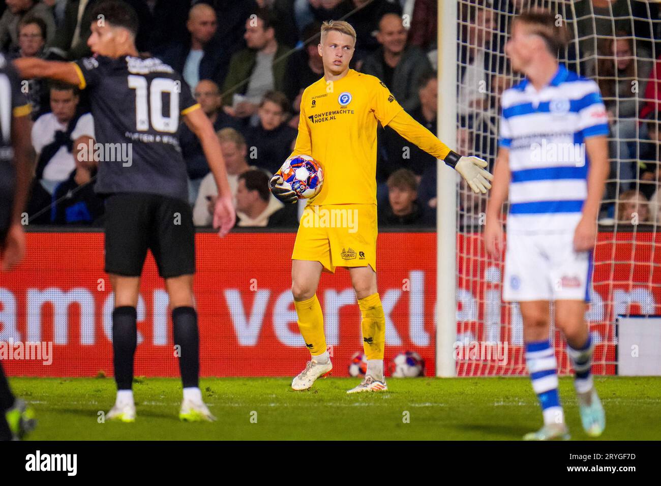 Doetinchem, Niederlande. 29 settembre 2023. Il portiere Thijs Jansen del De Graafschap gestures durante il Keuken Kampioen Divisie match olandese tra De Graafschap e Roda JC il 29 settembre 2023 a Doetinchem, Paesi Bassi Credit: dpa/Alamy Live News Foto Stock