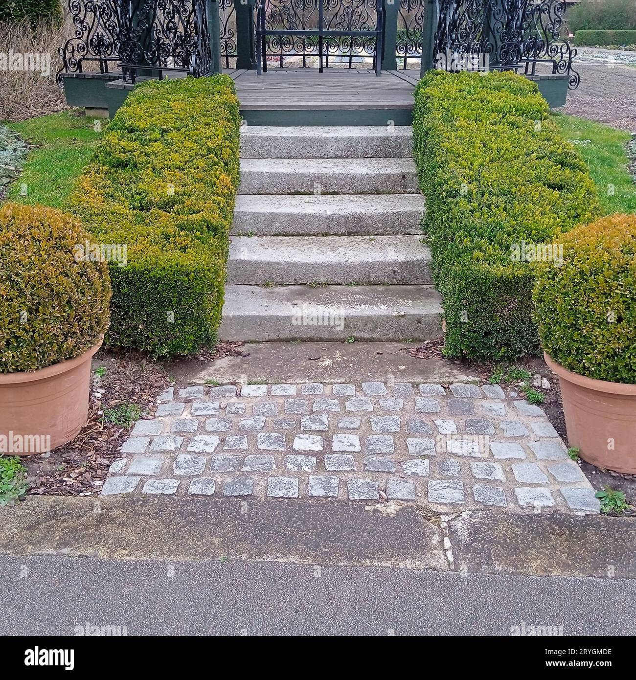 Giardinaggio e design di un giardino Foto Stock