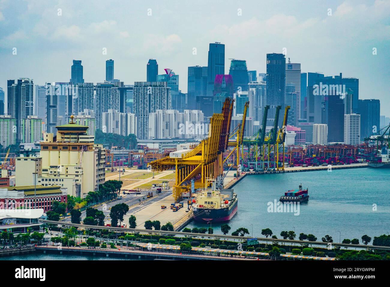 Clan nel Porto di Singapore Foto Stock