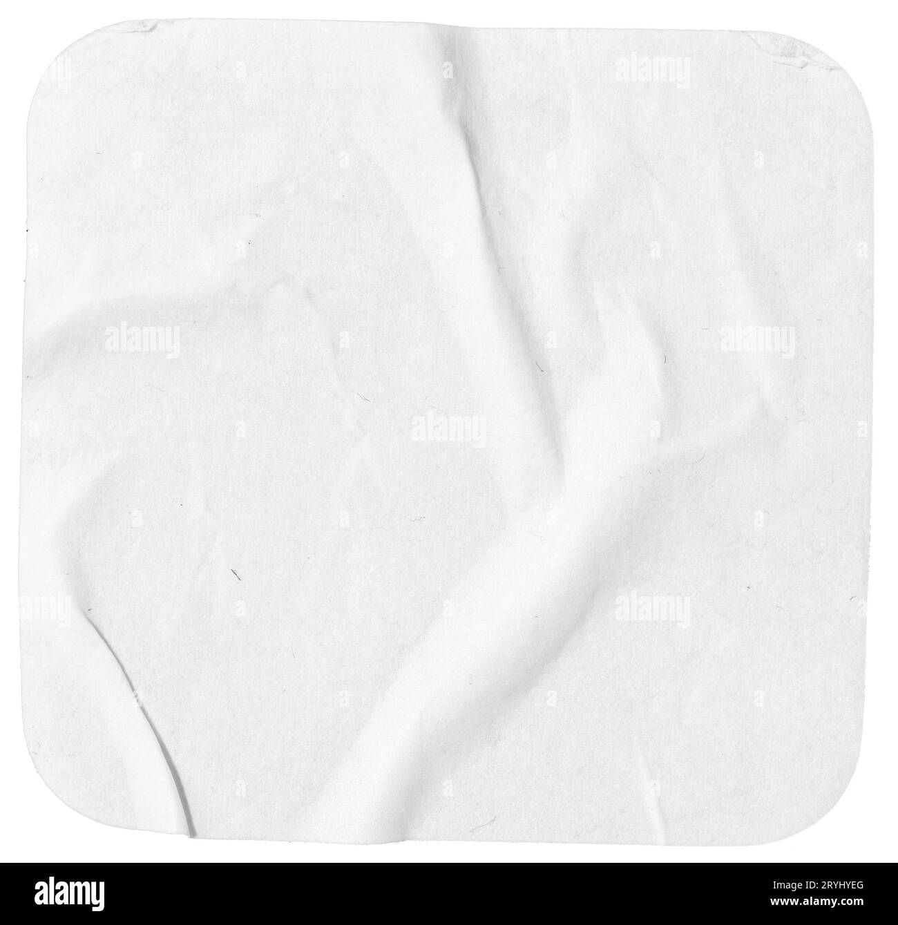 Scheda bianca di forma quadrata isolata su sfondo bianco. Pezzo di carta stropicciato. Modello di modello Foto Stock