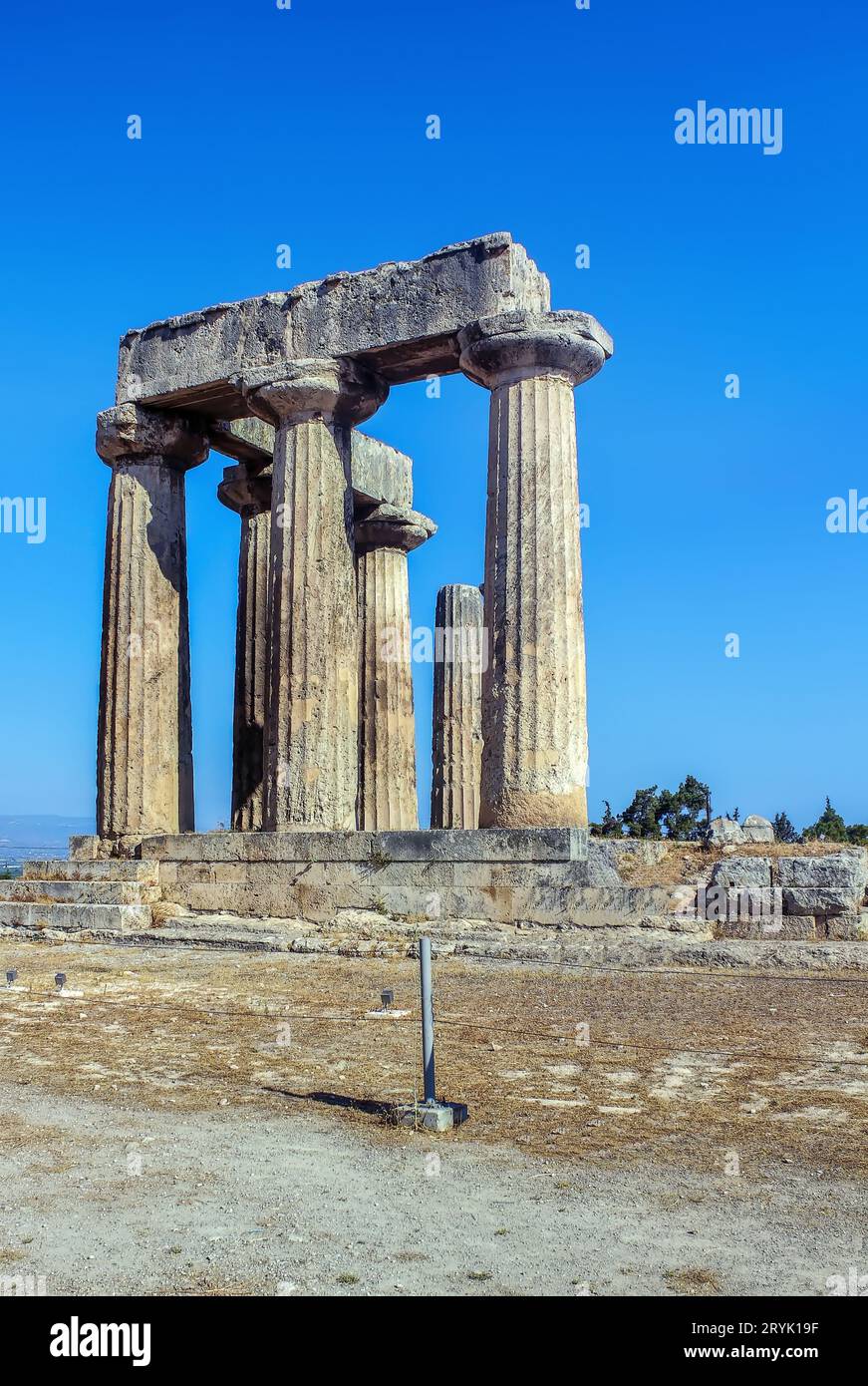 Tempio di Apollo nell'antica Corinto, Grecia Foto Stock
