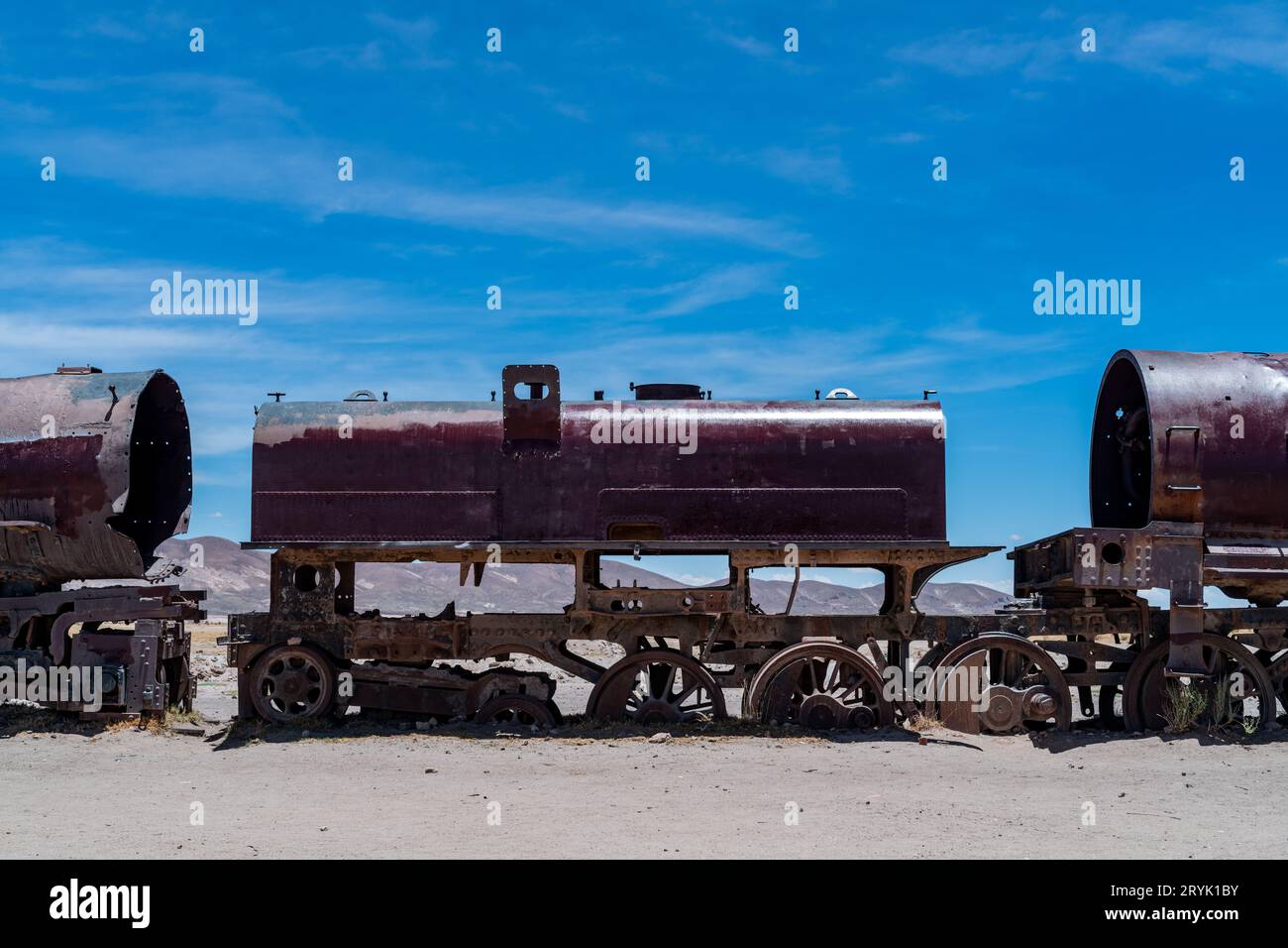 Cimitero dei treni nell'altiplano boliviano Foto Stock