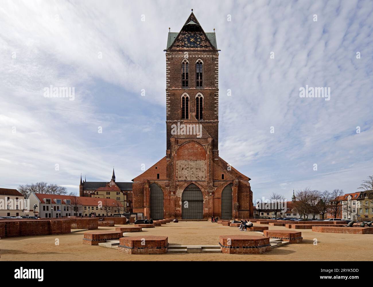 Torre della Marienkirche, città anseatica di Wismar, Meclemburgo-Pomerania occidentale, Germania, Europa Foto Stock
