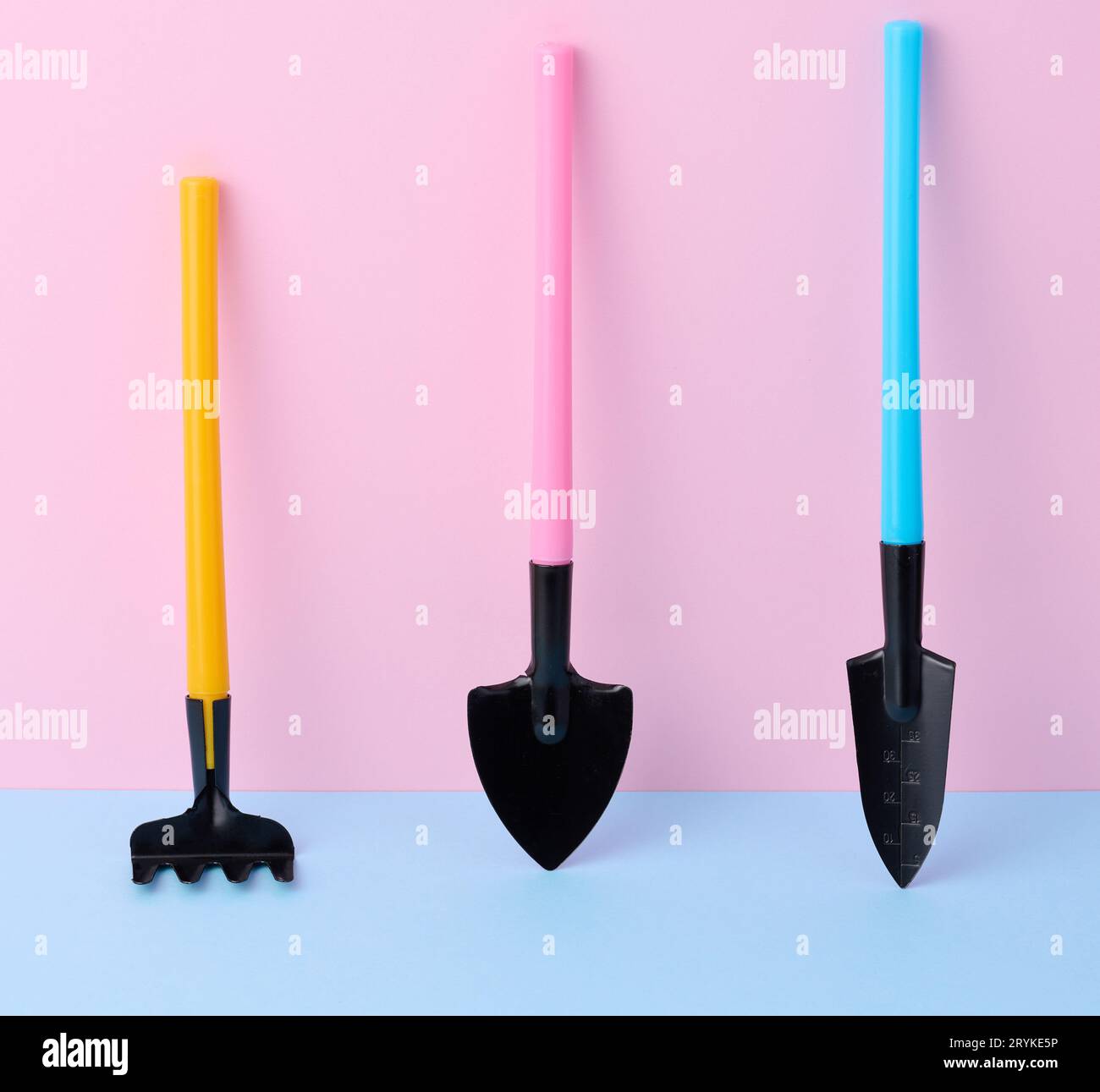 Spilay 16 Pezzi Kit Di Strumenti Per Modellismo, Hobby, Modellismo, Fai Da Te, Strumento Di Base In Miniatura Fatto A Mano, Set Di Strumenti Per La Casa Delle Bambole In Miniatura - Foto 5