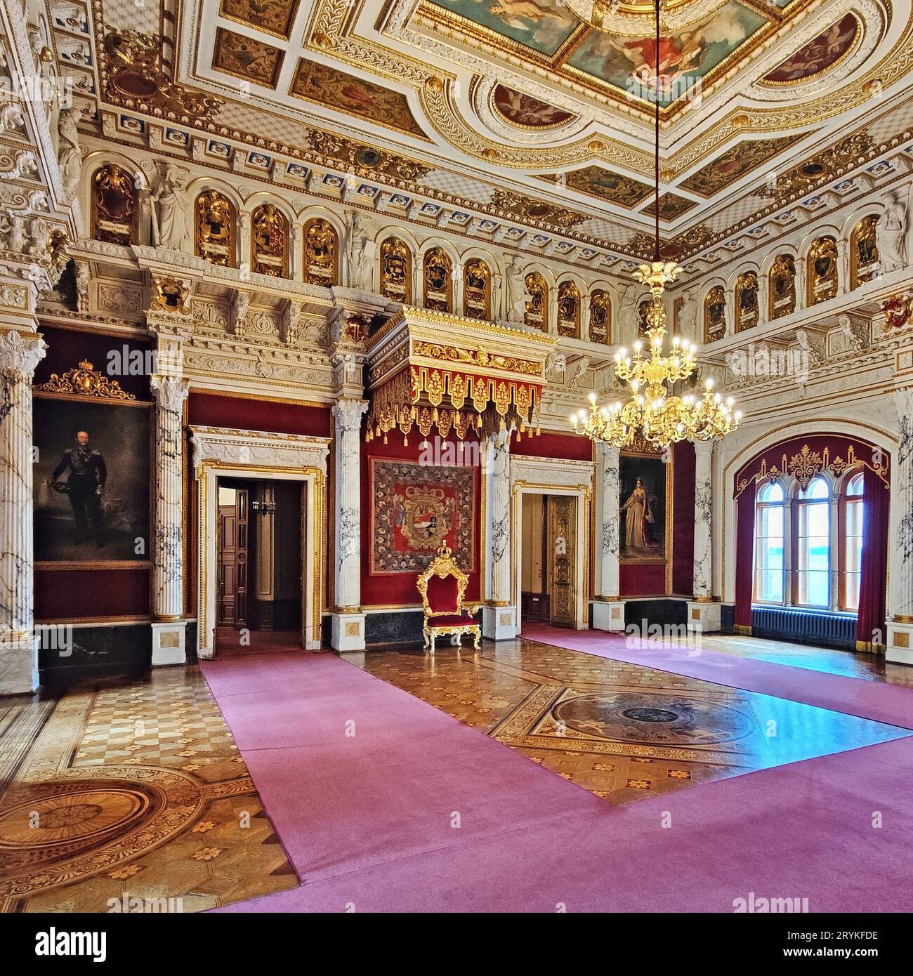 Sala del trono, Castello di Schwerin, Schwerin, Meclemburgo-Pomerania occidentale, Germania, Europa Foto Stock