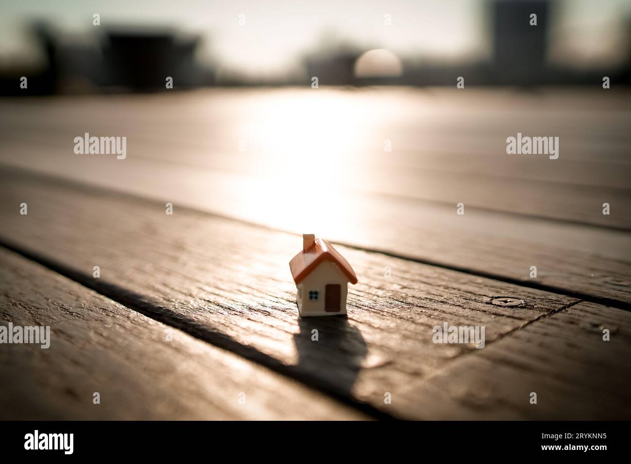 Casa in miniatura colorata Foto Stock Casa in miniatura colorata Foto Stock