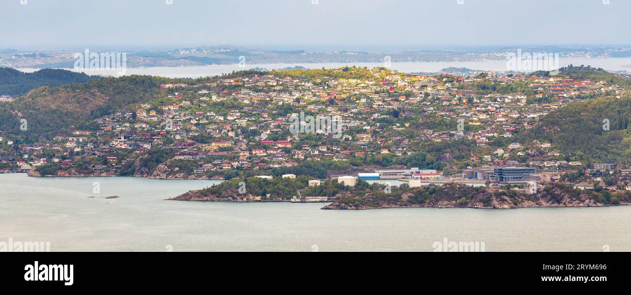 Bergen, Norvegia vista con case colorate Foto Stock