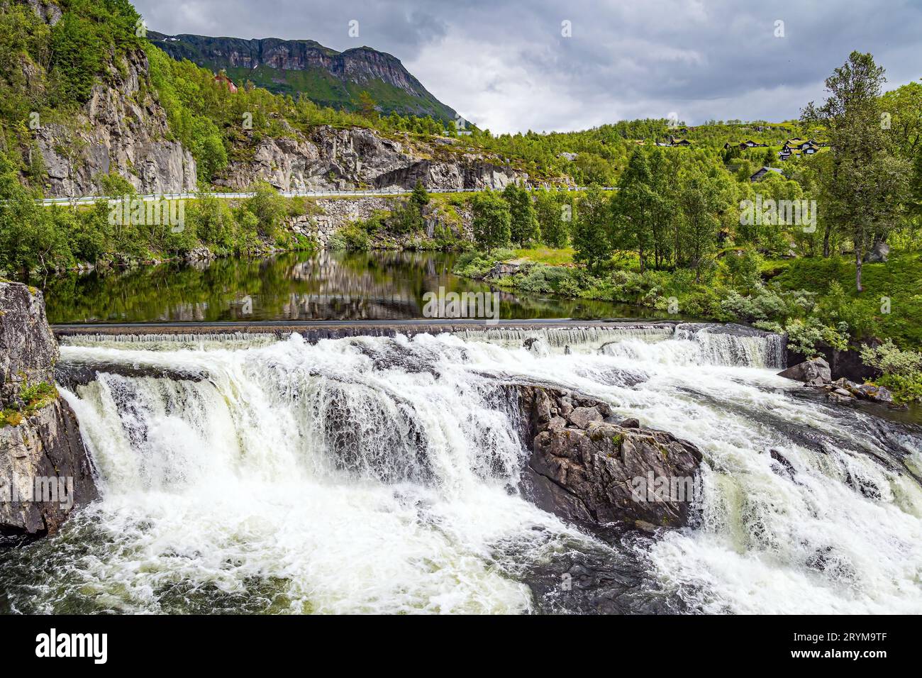 Potente schiuma d'acqua Foto Stock