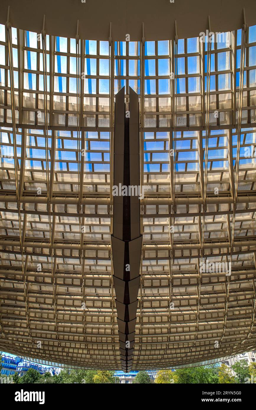 Architettura moderna del Westfield Forum des Halles, un centro commerciale francese, Parigi, Francia Foto Stock
