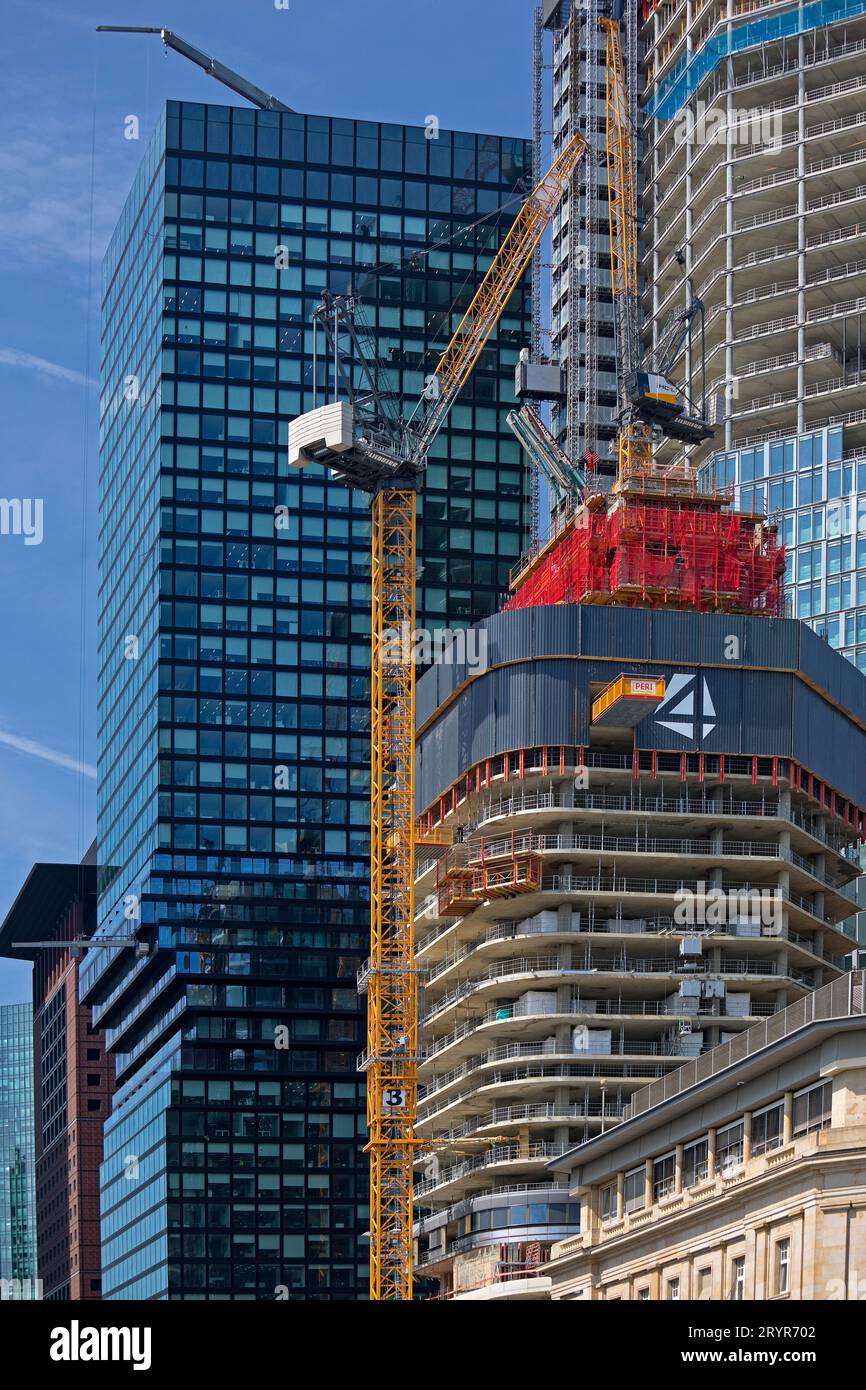 Grande cantiere con il nome del progetto Four Frankfurt, Frankfurt am Main, Germany, Europe Foto Stock