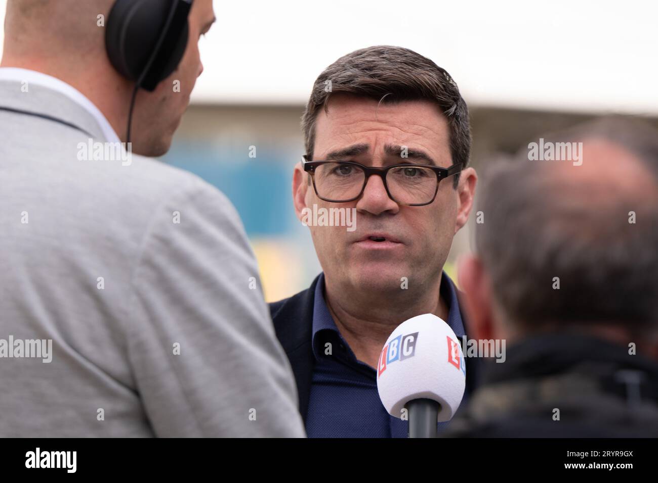 Manchester, Regno Unito. 2 ottobre 2023. 2 ottobre 2023. Manchester Major Andy Burnham al 2 ° giorno Conservative conference 2023 Manchester UK foto: Garyroberts/worldwidefeatures.com Credit: GaryRobertsphotography/Alamy Live News Foto Stock