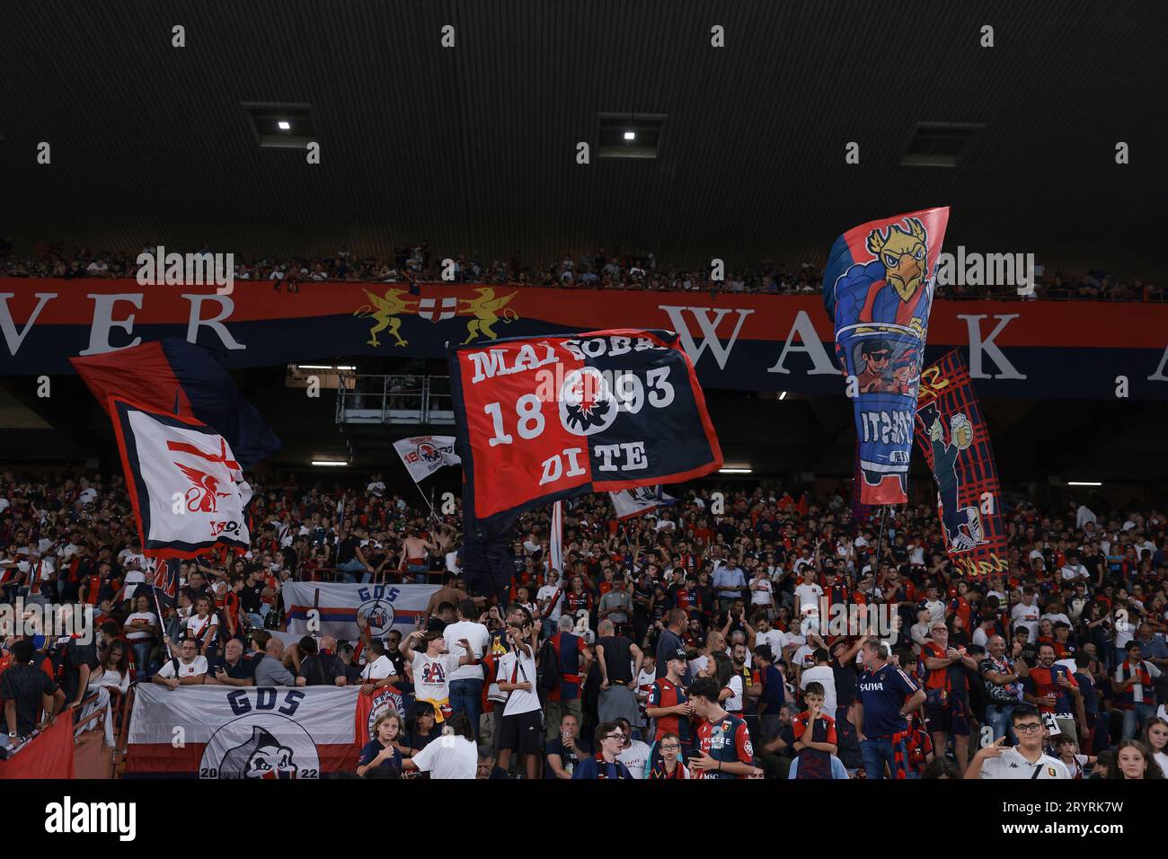 Genova, Italia, 28 settembre 2023. Tifosi del Genoa CFC durante la partita di serie A A a Luigi Ferraris, Genova. Il credito fotografico dovrebbe leggere: Jonathan Moscrop / Sportimage Foto Stock