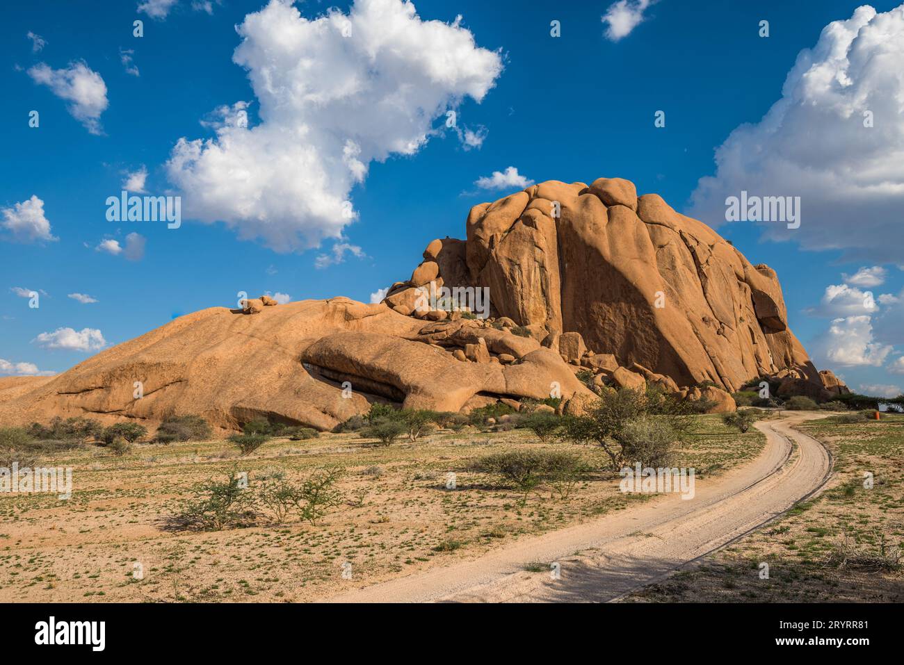 Spitzkoppe, formazione rocciosa unica nel Damaraland, Namibia Foto Stock