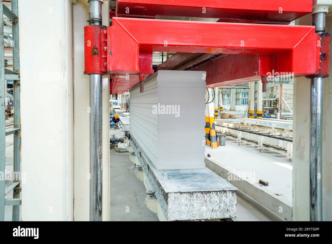Linea di produzione di pannelli divisori leggeri Foto Stock