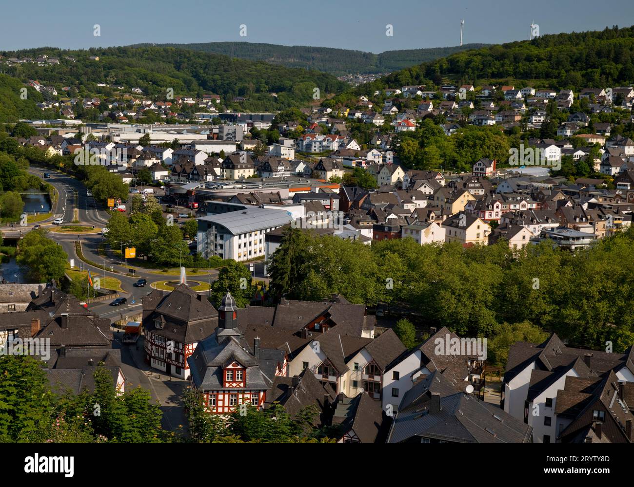 Vista sulla città di Dillenburg, Assia, Germania, Europa Foto Stock
