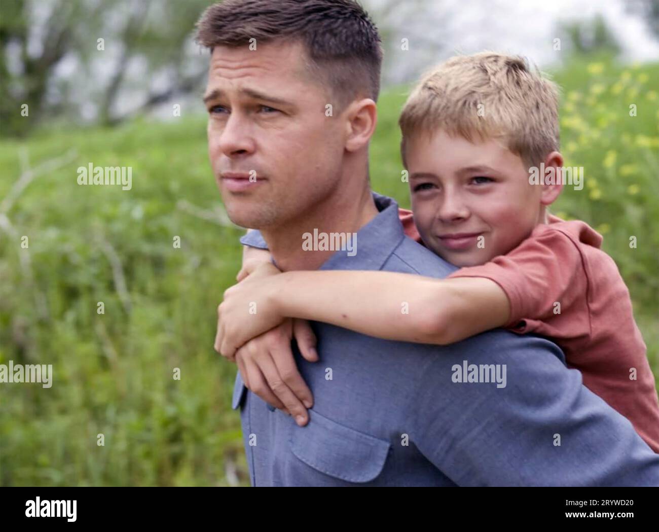 THE TREE OF LIFE 2011 Fox Searchlight Pictures film con Brad Pitt a sinistra e Laramie Eppler Foto Stock