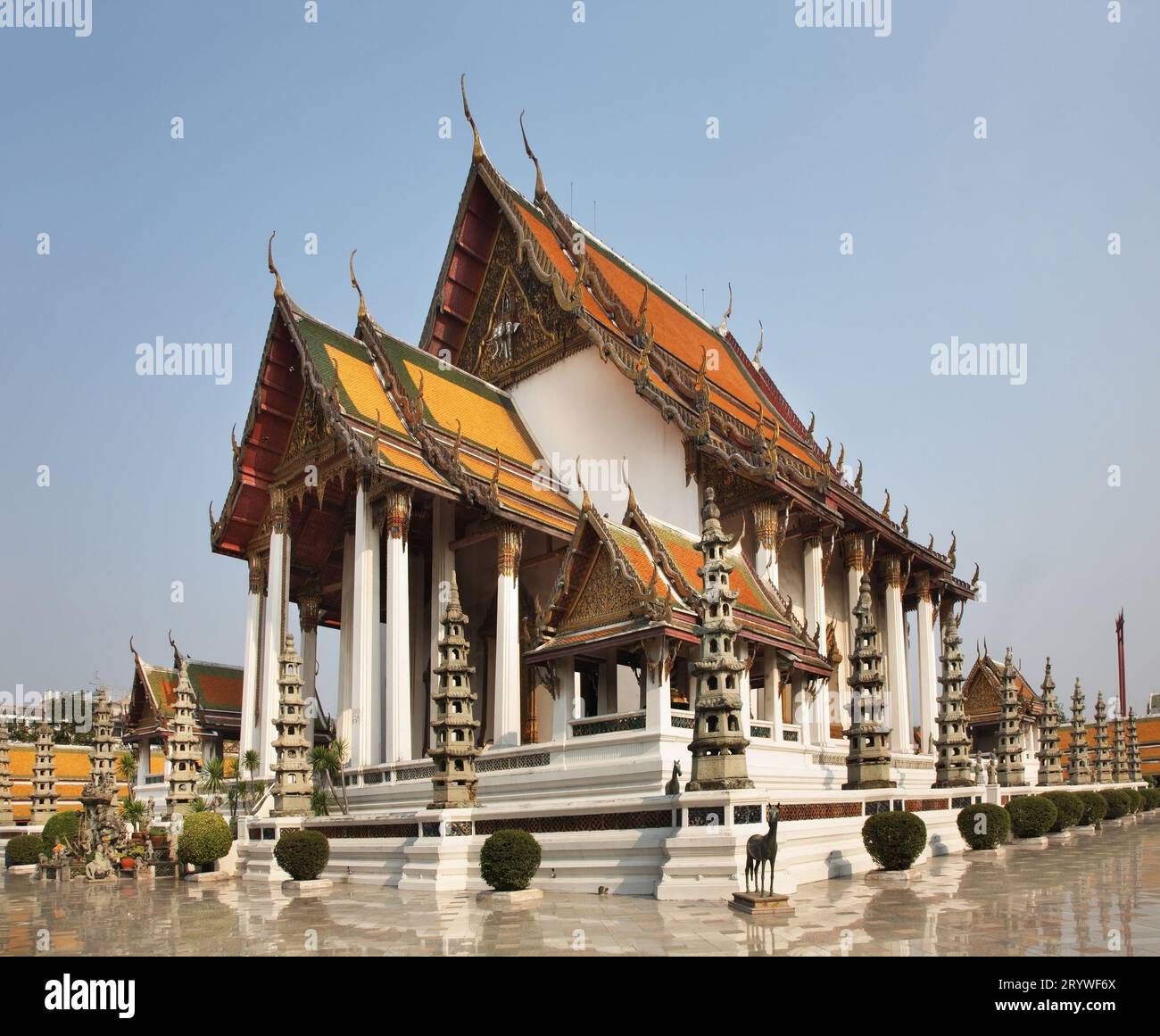 Wat Suthat Wihan principale a Bangkok. Regno di Thailandia Foto Stock