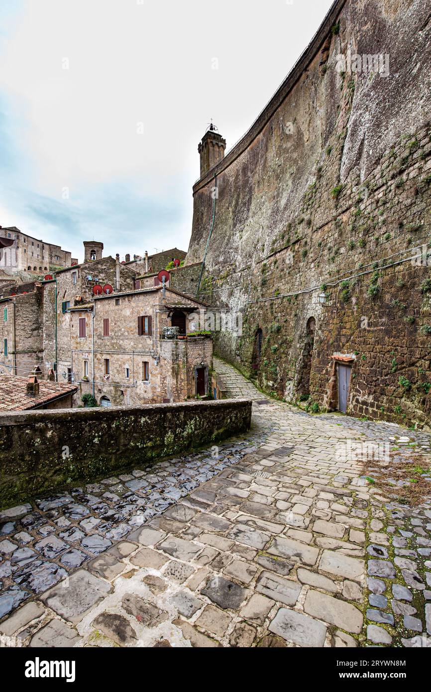 La città del tufo di Sorano Foto Stock