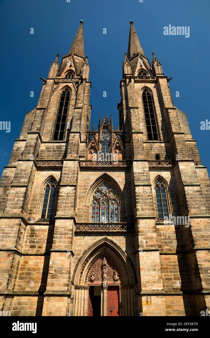 Westliche Zwei-Turm-Anlage der Elisabethkirche, Marburg an der Lahn, Hessen, Deutschland, Europa Foto Stock