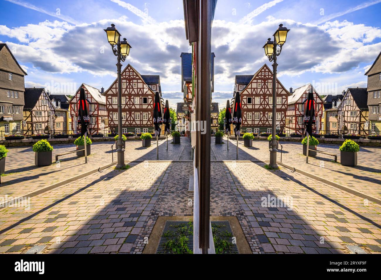 Fascino storico: L'incantevole centro storico di Wetzlar con case in legno Foto Stock