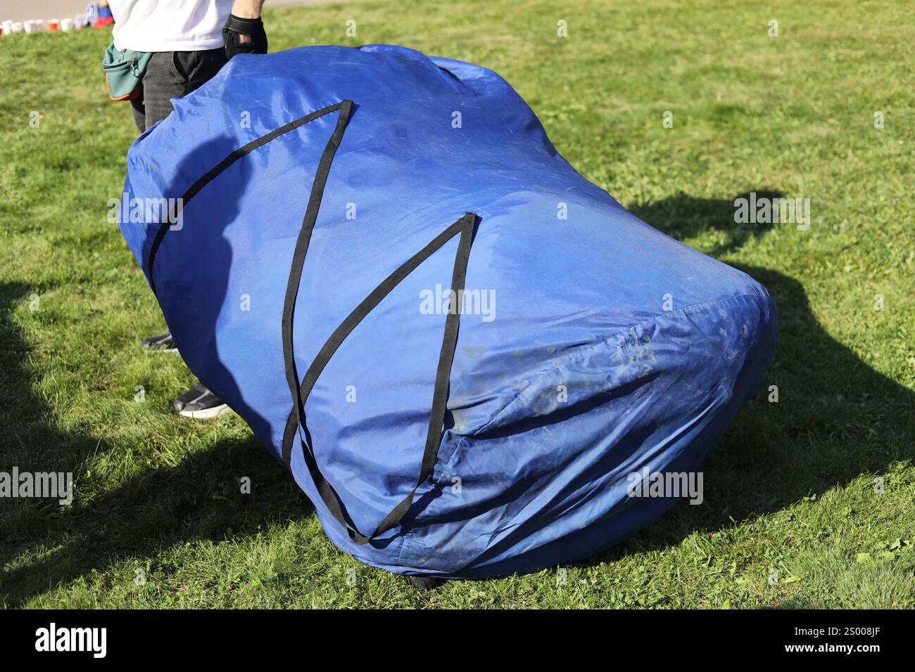 Tenda da in un caso. Custodia per apparecchiature. Foto Stock