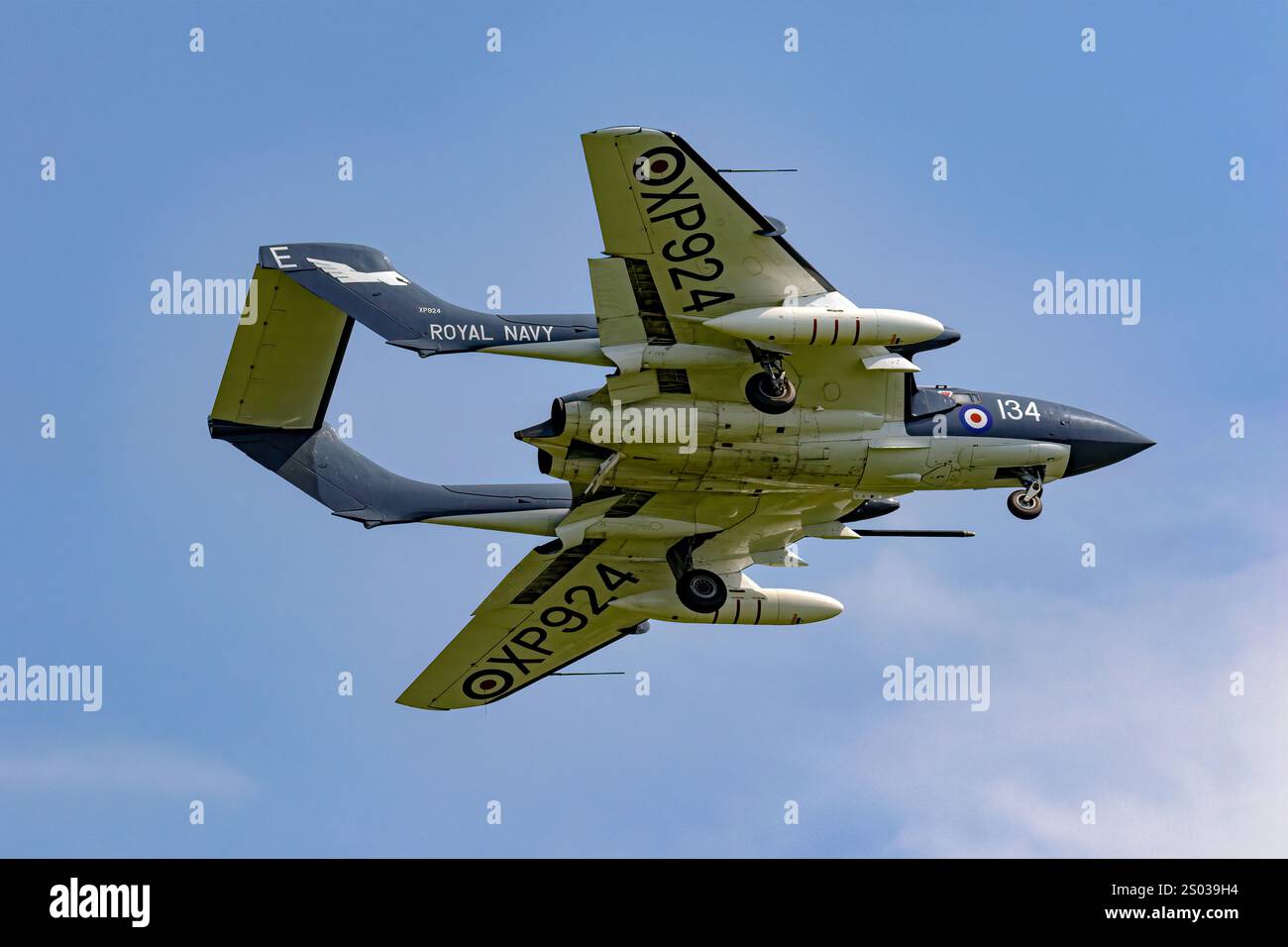 Un aereo da caccia d'attacco della portaerei De Havilland Sea Vixen della Royal Navy britannica. L'ultimo aereo rimasto in volo. Foto Stock