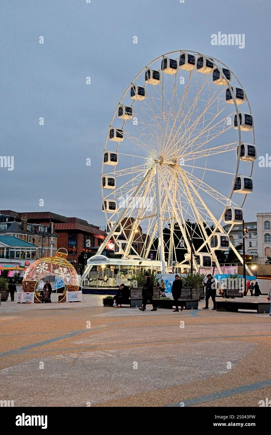 Lungomare di Bournemouth a Natale Foto Stock