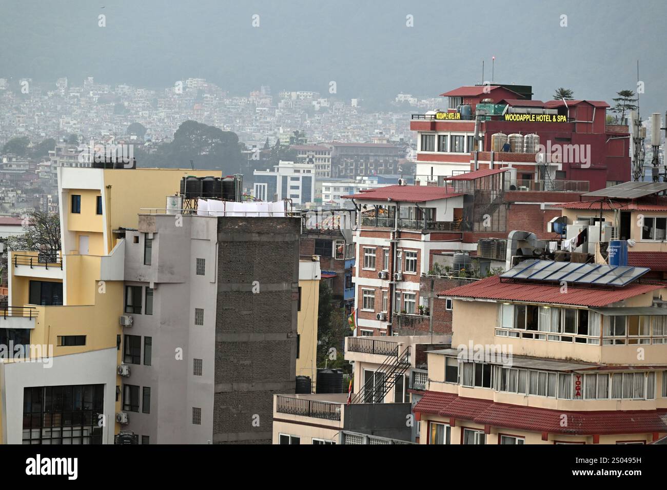 Kathmandu, l'immensa capitale del Nepal. Foto Stock