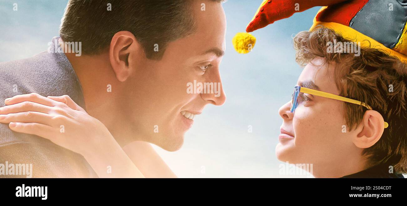 THE UNBREAKABLE BOY 2025 film Lionsgate con Jacob Laval a destra nel ruolo di Austin LeRette e Zachary Levi nel ruolo di suo padre Scott Foto Stock