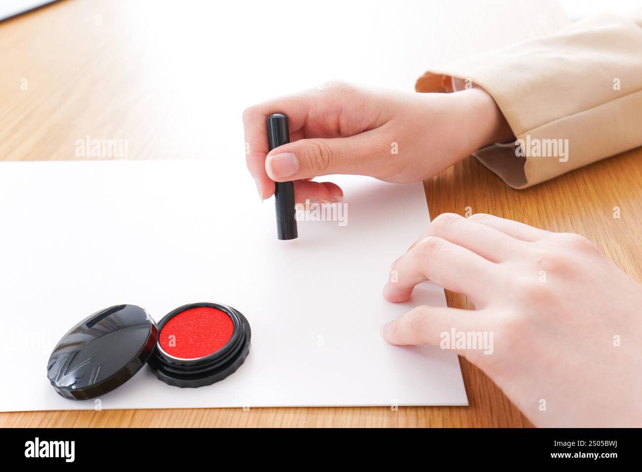 Immagine contratta e sigilla Foto Stock