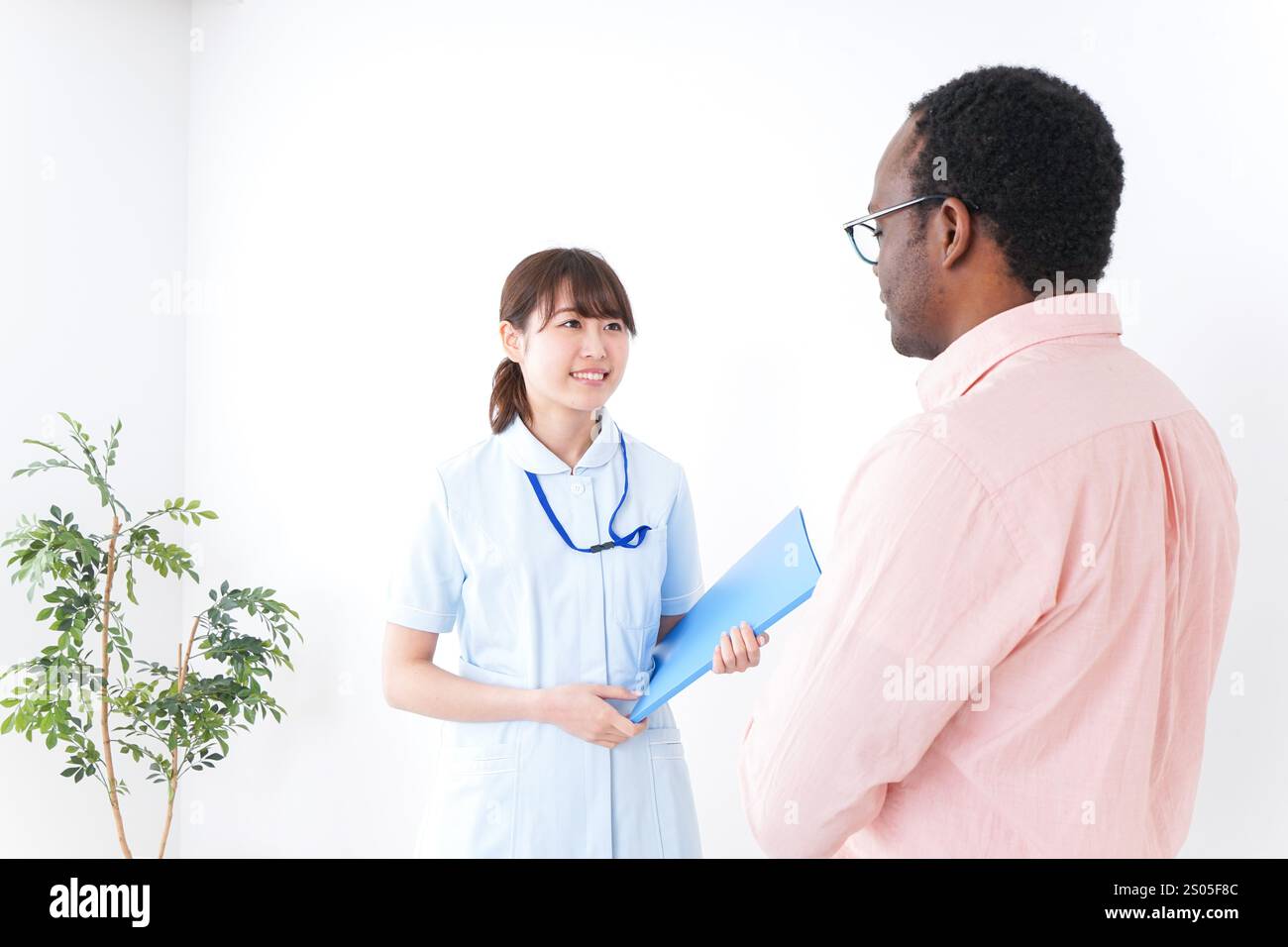 Assistenza medica e stranieri Foto Stock