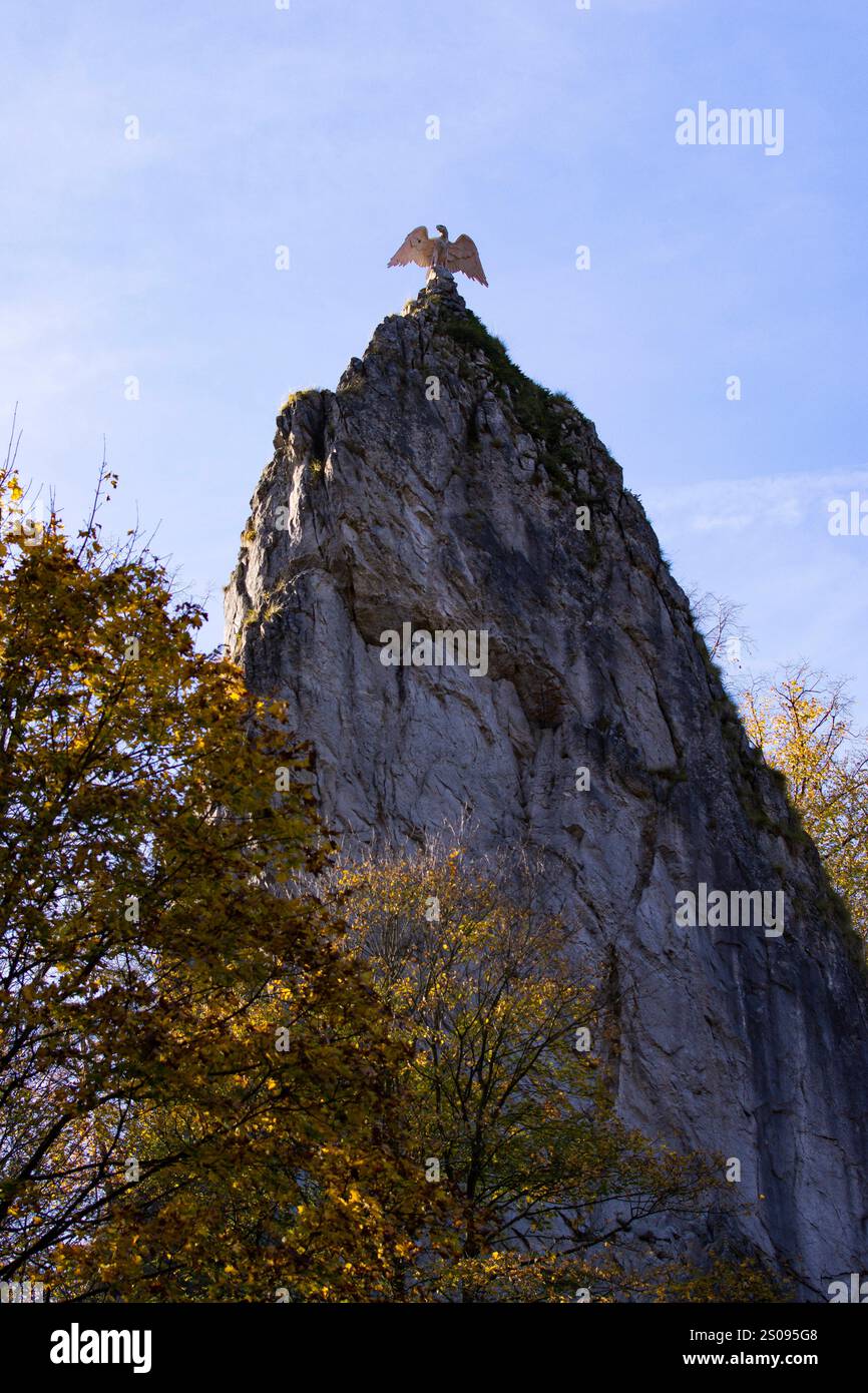 WeltWald Harz Der herbstliche Hübichenstein im Harz bei Bad Grund, fotografiert AM 27. Ottobre 2024. Bad Grund Niedersachsen Deutschland Hübichenstein1298 *** WeltWald Harz The autumnal Hübichenstein in the Harz Mountains vicino Bad Grund, fotografato il 27 ottobre 2024 Bad Grund bassa Sassonia Germania Hübichenstein1298 Foto Stock