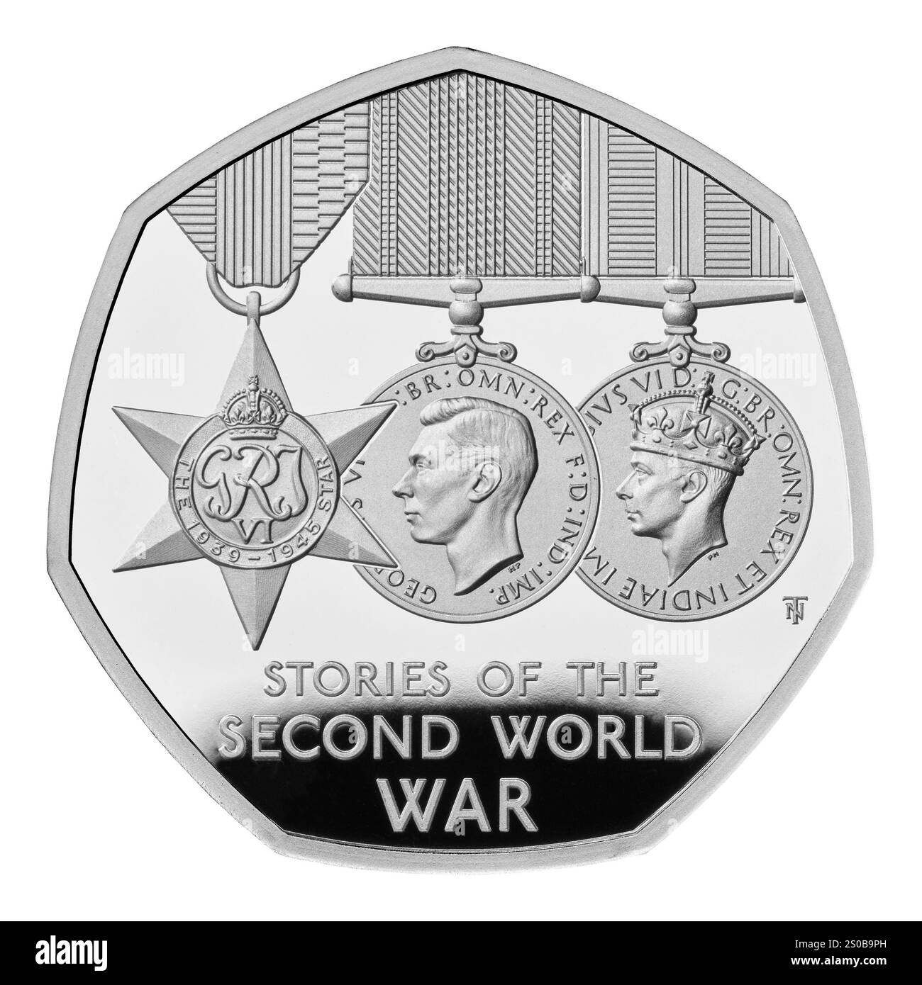 Foto non datata emessa dalla Royal Mint of the Stories of the Second World War 50p Coin, uno dei cinque nuovi disegni di monete che commemorano le prossime tappe e anniversari nazionali nel 2025. Le monete saranno disponibili in una gamma di finiture in metallo prezioso e a prova di base. Data di pubblicazione: Venerdì 27 dicembre 2024. Foto Stock