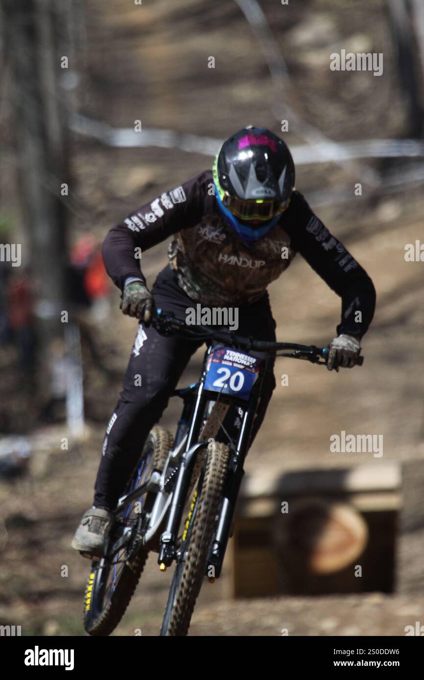 Tennessee National Mountain Bike Festival 2024 Downhill Event al WindRock Bike Park di Oliver Springs, Tennessee, Stati Uniti. Foto Stock