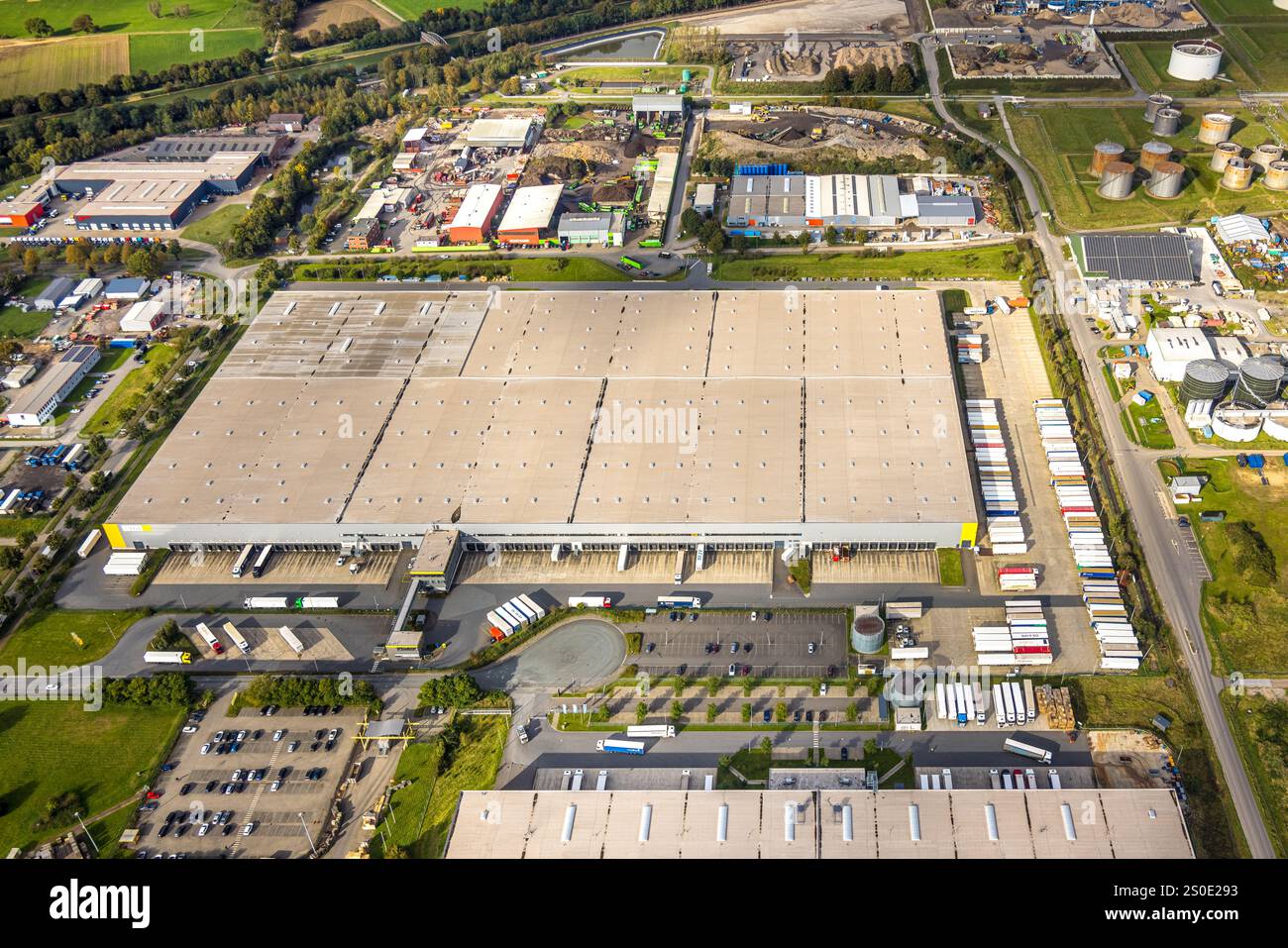 Vista aerea, LGI Logistics Solution GmbH servizio logistico nel parco industriale e commerciale Hünxe Bucholtwelmen-West, Bucholtwelmen, Hünxe, Lower Foto Stock