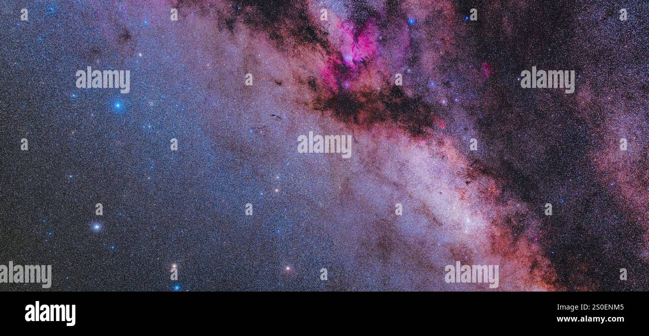 Panorama della ricca regione della via Lattea meridionale nelle costellazioni norma e Ara. Foto Stock