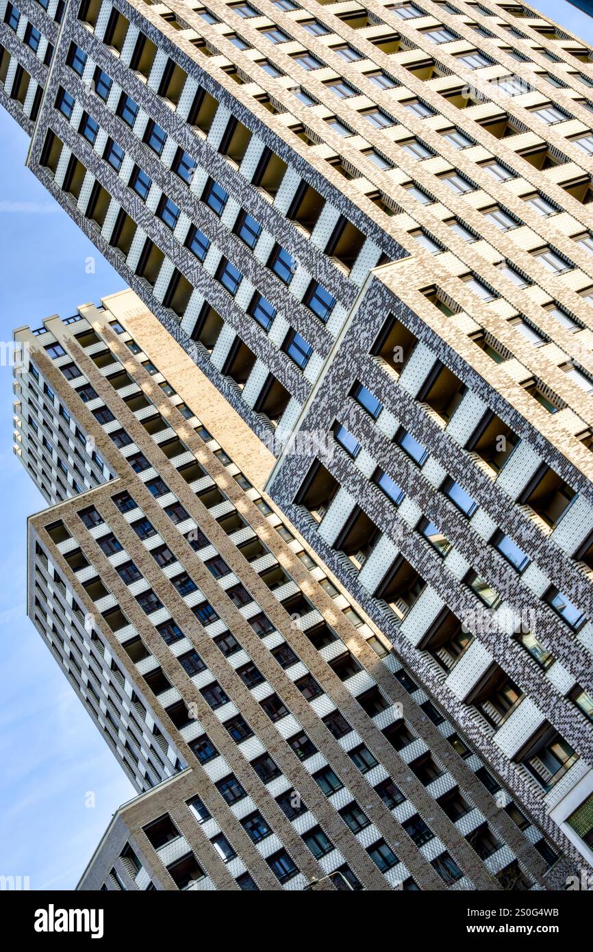 Uncle Apartments Residential Towers, Wembley Central, Borough of Brent, Londra, Inghilterra, REGNO UNITO Foto Stock