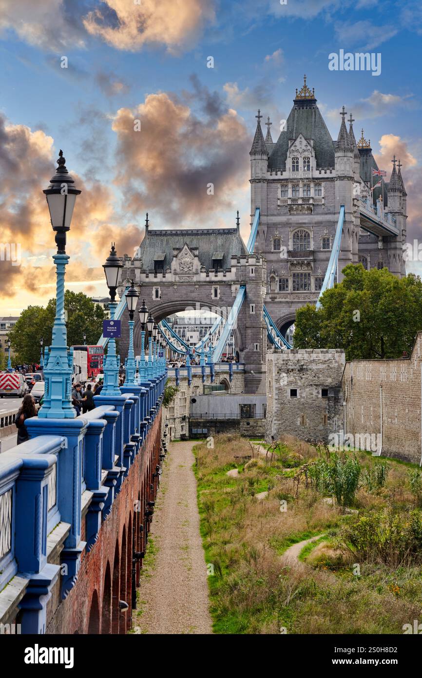 Il Tower Bridge di Londra, Inghilterra, Regno Unito Foto Stock