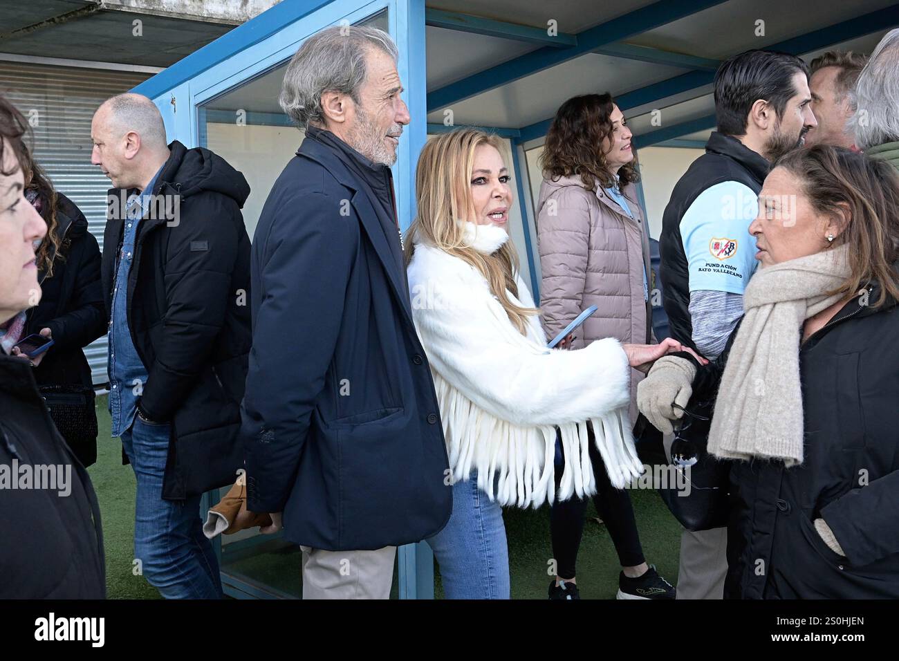 Isabel Díaz Ayuso, Ana Obregón, Javier García Obregón, Celia García Obregón t in the Charity Match "Artists vs Celebrities" on December 28, 2024 in Madrid (Spain). FAMOUS Francisco Guerra / Europa Press 12/28/2024 (Europa Press via AP) Foto Stock
